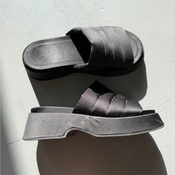 GANNI Padded Platform Sandal - Picture 4 of 5